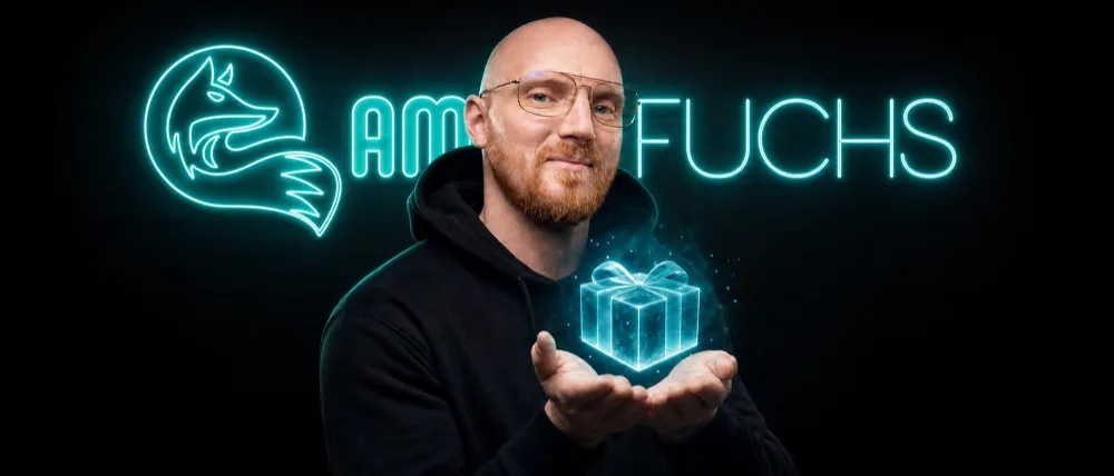 Robert Lüthke mit Geschenk